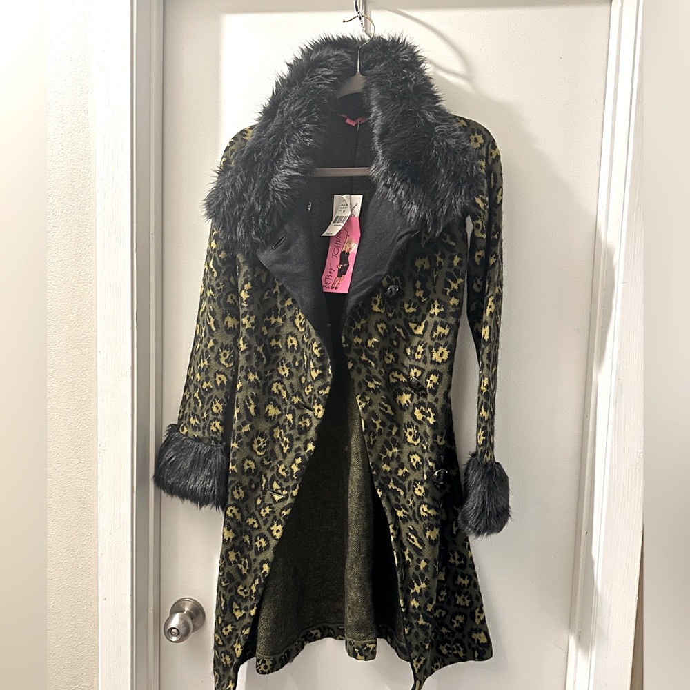 Betsey Johnson fun vintage leopard green long sweater with faux fur